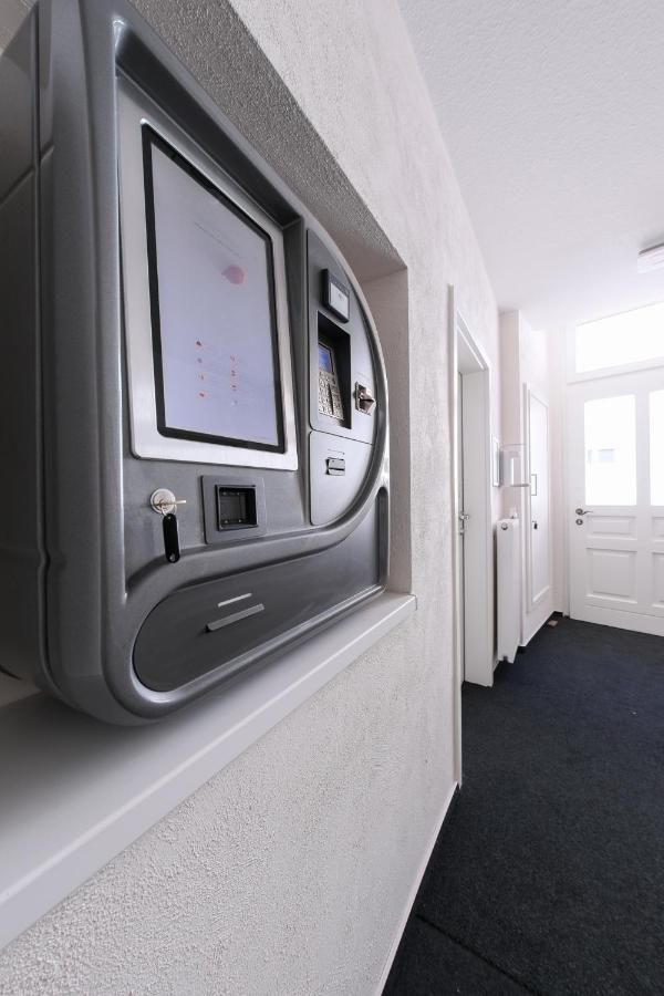 24/7 Selfcheckin Schmiedestrasse Hotel Leer Exterior photo
